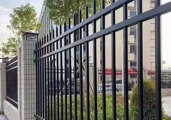 學校鋅鋼護欄